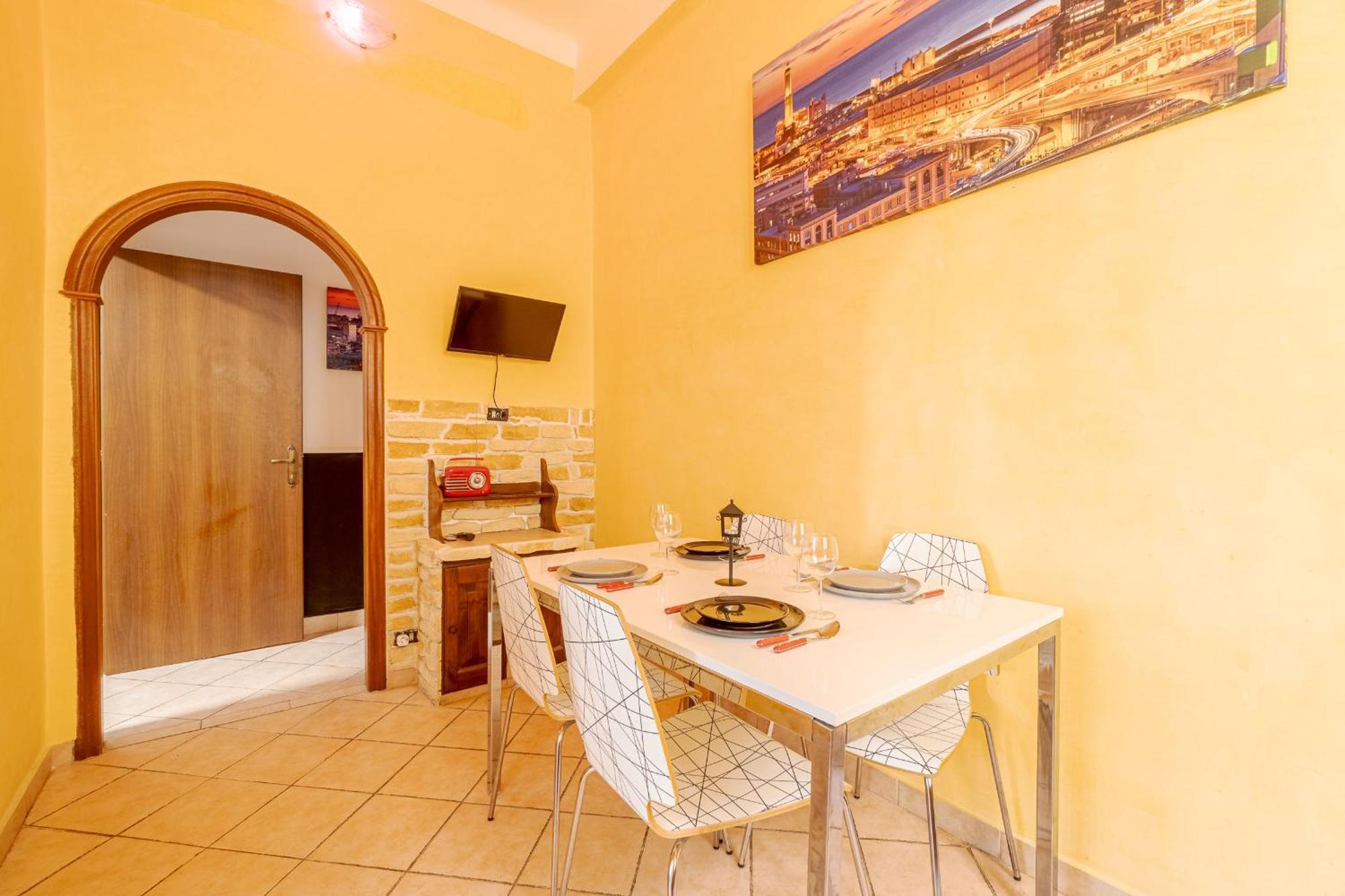Apartamento La Fortuna Roomy & Panoramic Balcony Génova